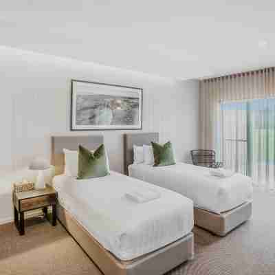 サーティーンス ビーチ ゴルフ ロッジズ Rooms