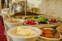 Salis Hotel & Medical Spa - breakfast
