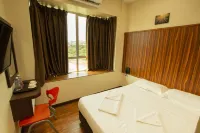 Expo Hotel - 2-Star