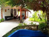 Holiday Home Kelaa by EMzaz - parking