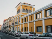 Lindala Hotels near Malvarrosa Beach
