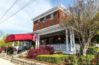 The Henderson Hotels in Flat Rock