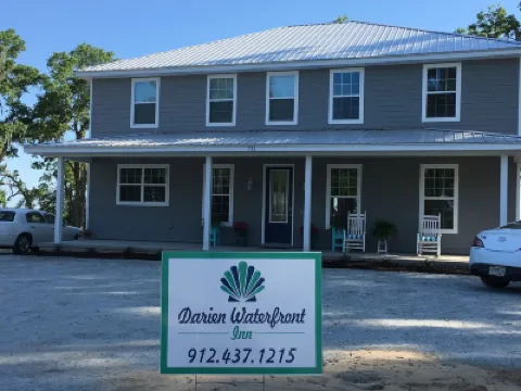 Darien Waterfront Inn Hotel di 