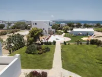 Dolphin Kastraki Studios Hotels near Agiassos Beach