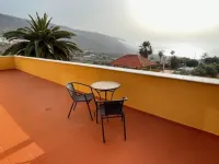 Oasis with a double panoramic view of the ocean and the mountain - Entire House