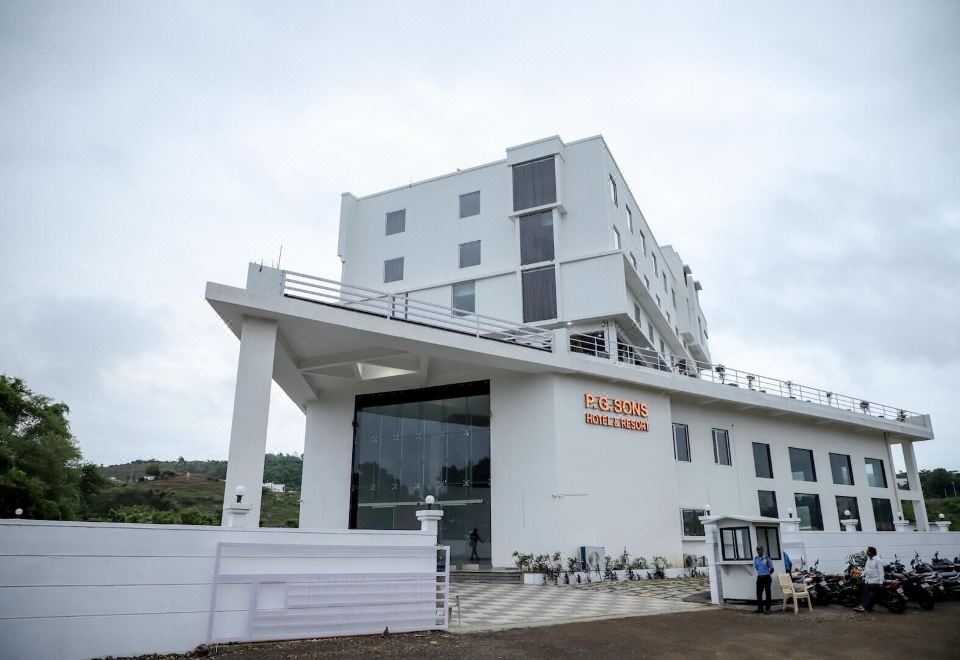 hotel overview picture