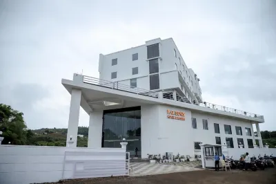 PG Resort Отели в г. Нандурбар