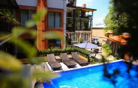 Seventeen Rooms Hotels in Kisiskhevi