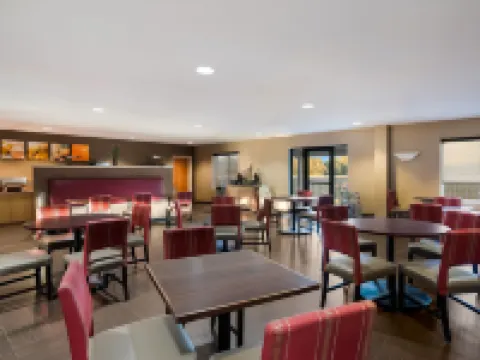 Comfort Suites Suffolk - Chesapeake Hotels in Suffolk