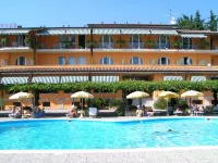 Hotel Garden - Pool