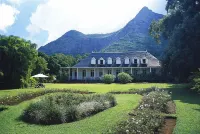 Chez Cozy's Hotels near Albion Plage Kot Lescalier