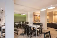 Hotel Akropol - فطور