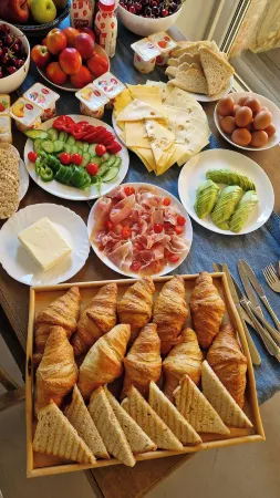 Pikan Ephesus Boutique Hotel Отели рядом с достопримечательностью «Храм Адриана»