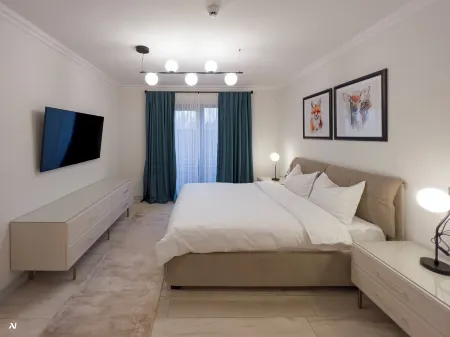 First Apartments Отели в г. Фокшани