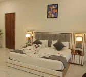 The City Crown Bilaspur Hotel di Bilaspur