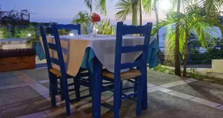 Cap Lamandou Hotel Отели в г. Жакмель