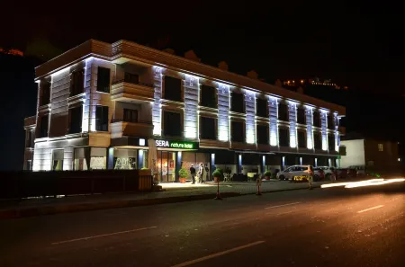 Sera Nature Hotel & Spa Отели рядом с достопримечательностью «Ak Yaşam Residence»