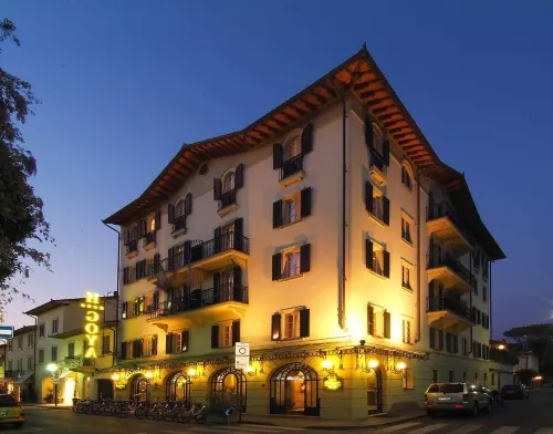 Hotel Goya - Parking