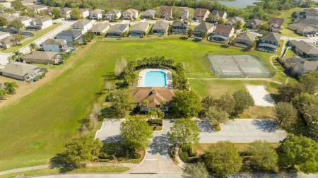 Gorgeous 4Bd w Gameroom Close to Disney at Glen West Haven 2198 Отели в г. Давенпорт