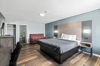 Plaza Inn Hotels in Peabody