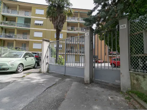 圖拉提家庭公寓