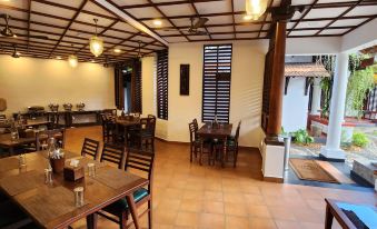 Kumarakom Tharavadu - Heritage Hotel