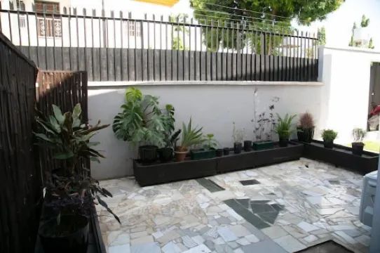 เซฟ เฮเวน โรงแรม