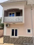 Blue Icon Apartment - Apartemen