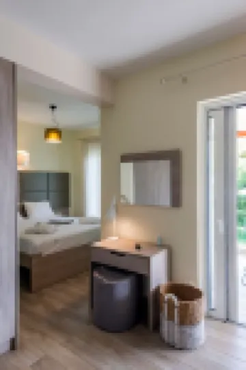 埃斯蒂亞海岸夢 - 茂密迷人的花園寶石