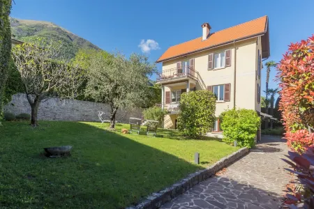 Villa Ida by Rent All Como