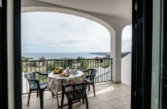 聖塔切薩雷亞的黎明