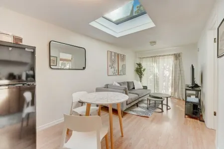 @ Marbella Lane -cozy 1BR Studio in Palo Alto Dwtn