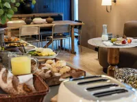 Casa Teva Lisboa Boutique Hotel by Chic&Basic Hotels near Commerce Square