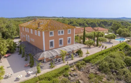 Les Chambres d'hôtes du Domaine de Roque Haute