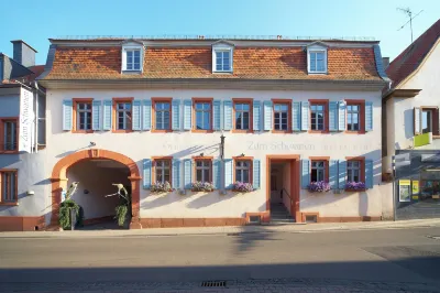 Landhotel Zum Schwanen Mit Restaurant Mona Liza Hôtels à : Guntersblum