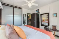 3-Bd Home with Pool, Walk to Beach Hotels in Potrero