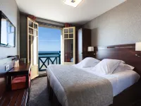 Ambassadeurs Logis Hotel Hotels near Sillon Beach