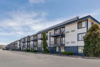 Polynesian Hotel & Suites 위스콘신 델스 역 주변 호텔