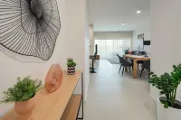 Minissy Luxury Services Apartment Hotels in Quatre Bornes