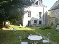 La Petite Vigne Hotels in Amboise