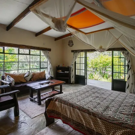 Punda Milias Lodge