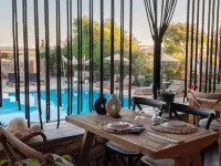 Parosland Hotel - Swimmingpools