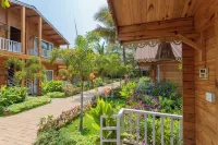 Aralea Beach Resort by Stone Wood Premier Hotel di Morjim