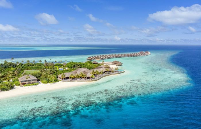 Hurawalhi Island Resort