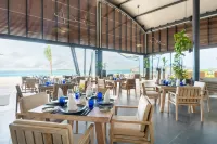 Madifushi Private Island - Free return domestic transfer (Min. 5 nights) - breakfast
