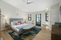 This Must Be the Place - Pool, Spa, Games, King Bed