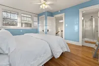 4 KING BEDS Luxurious Historic Home in the Heart of Memphis