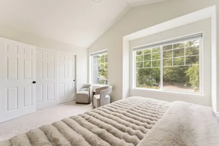 25%Off30DayStays+4Bedrooms+Walkable+Beautiful+BBQ Отели рядом с достопримечательностью «Хокс Вью Уинери»