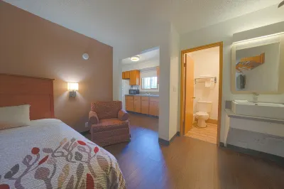 Budget Inn Gladstone by OYO - Portland Clackamas Hotels in West Linn