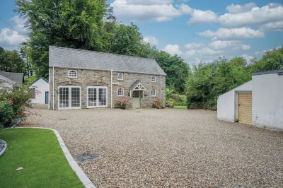 The Stables - 2 Bedroom Cottage - Princes Gate